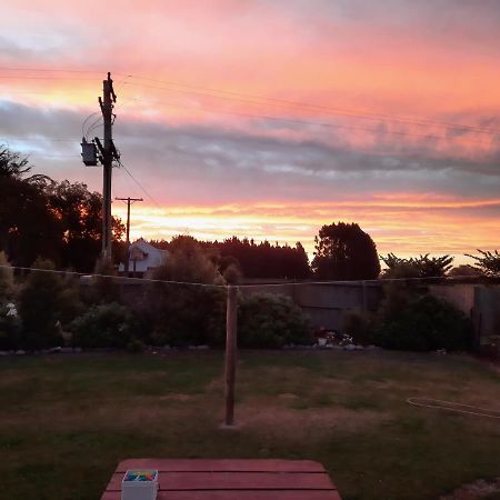 Glenavys Waitaki River Motor Camp Esterno foto