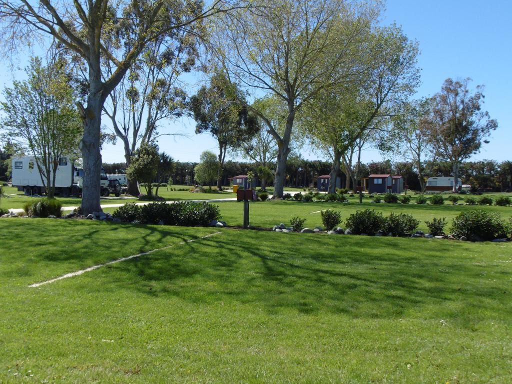 Glenavys Waitaki River Motor Camp Esterno foto