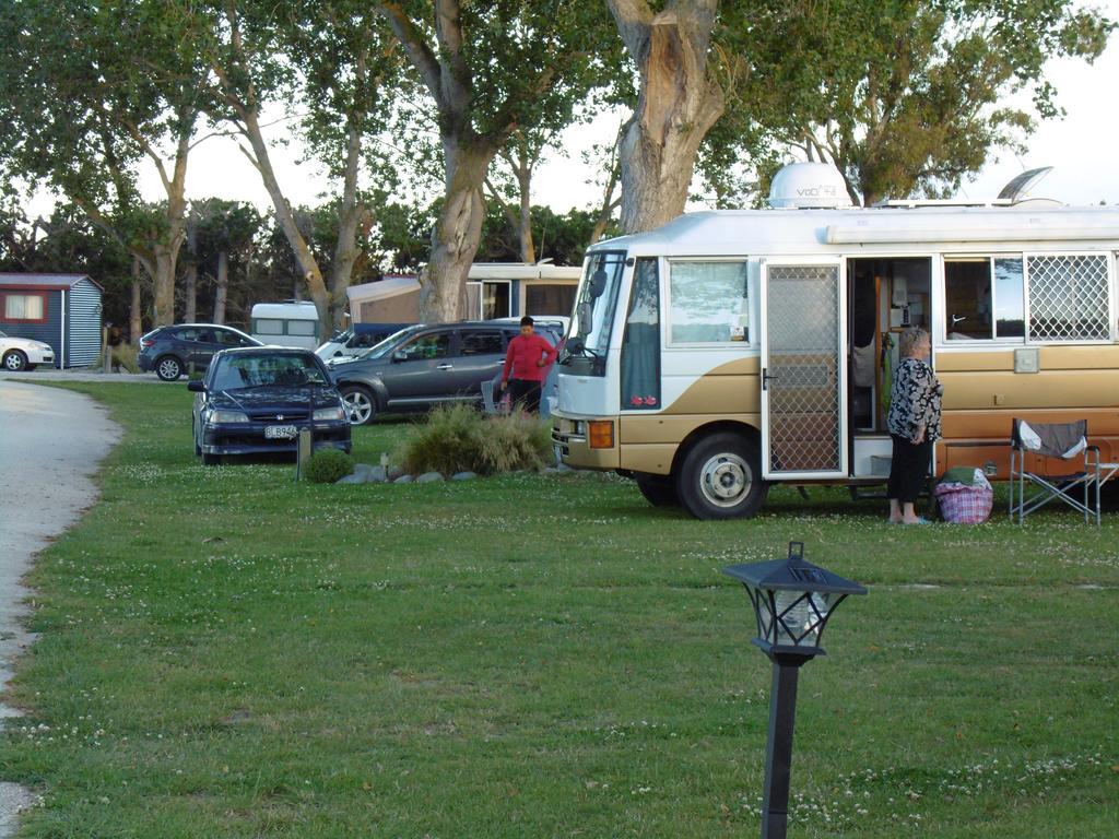 Glenavys Waitaki River Motor Camp Esterno foto