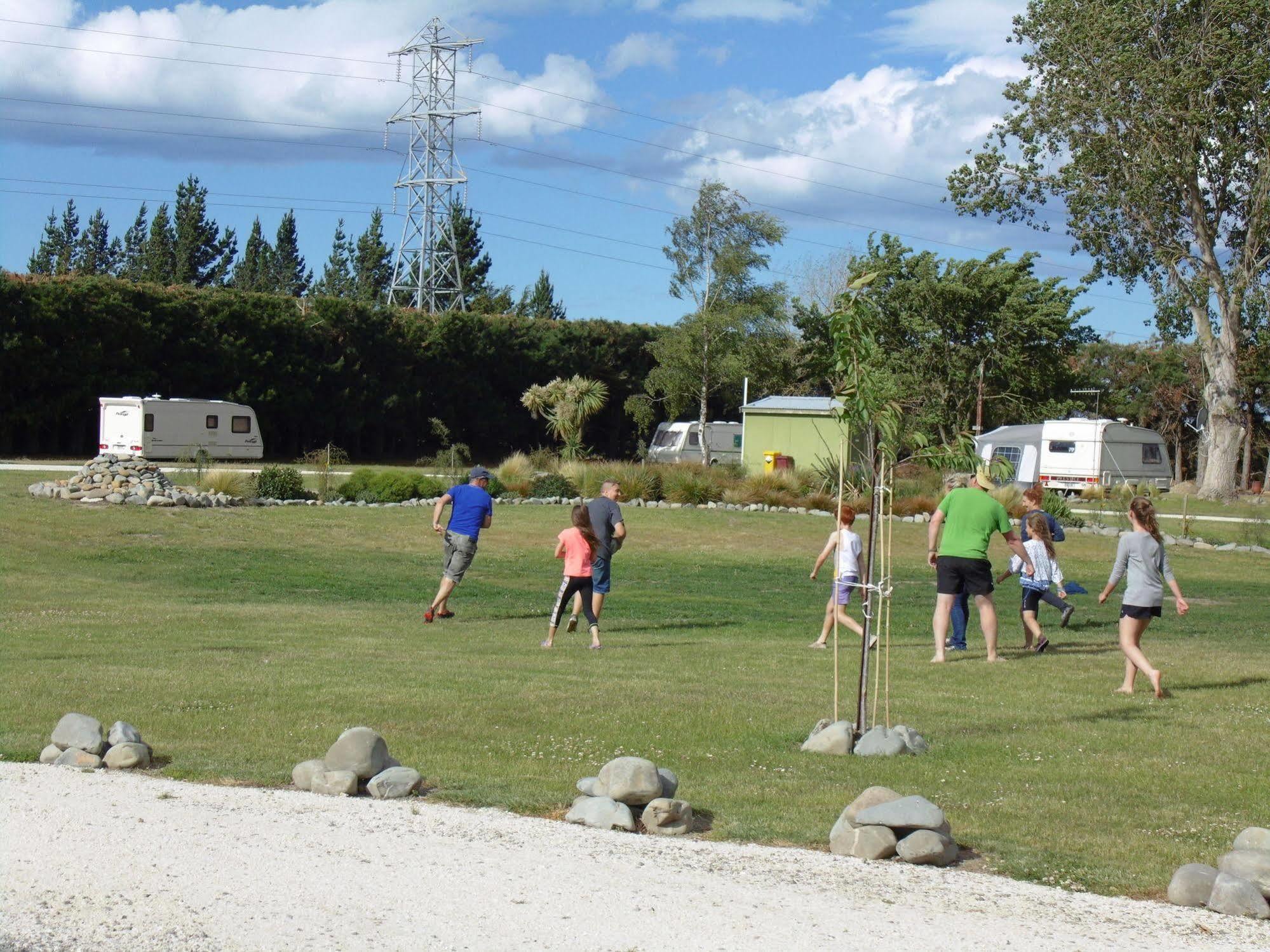 Glenavys Waitaki River Motor Camp Esterno foto